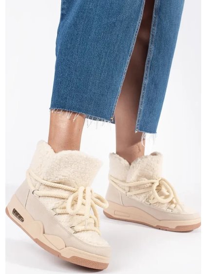 Smotanové dámske snehule na hrubej podrážke