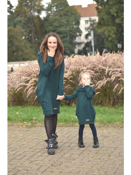 Tmavozelené mikinové šaty pre mamičku a dcéru