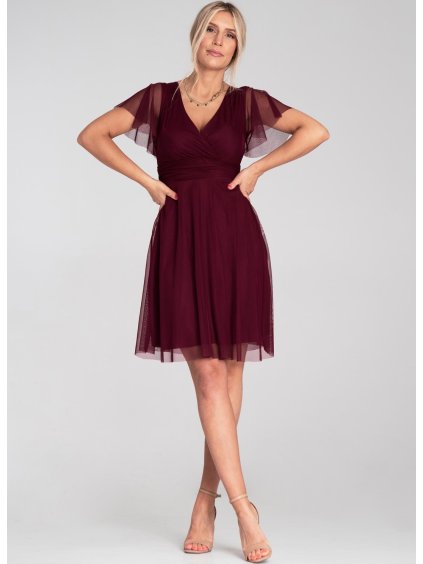 Vínové tylové šaty s krátkym rukávom