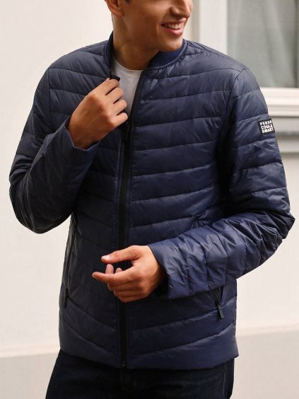 Tmavomodrá pánska páperová prešívaná bunda