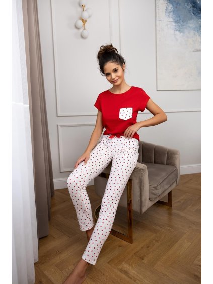 Sensis Dámske červeno-smotanové pyžamo so srdiečkami