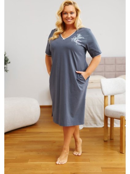 Doctor Nap Tmavosivá dámska plus size nočná košeľa s vreckami