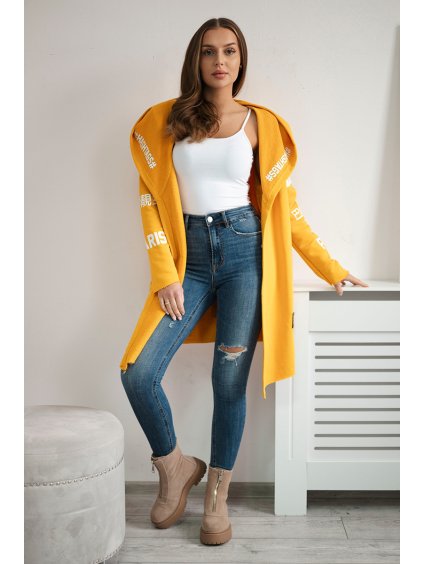 Horčicový dámsky kardigán s nápismi a kapucňou