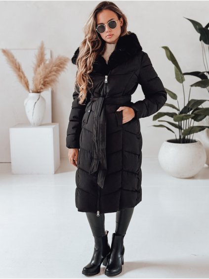 Čierny dámsky zimný prešívaný kabát s výrazným kožušinovým lemovaním