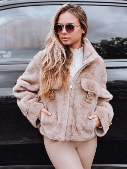 Béžový dámsky kožúšok s ozdobnými chlopňami