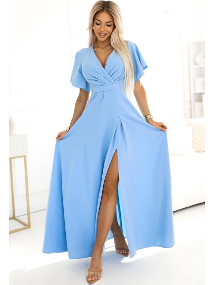 (Veľ. M) Svetlomodré dámske dlhé šaty s rozparkom a výstrihom JENNIFER