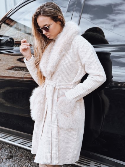 Biely dámsky károvaný kabát s kožušinou