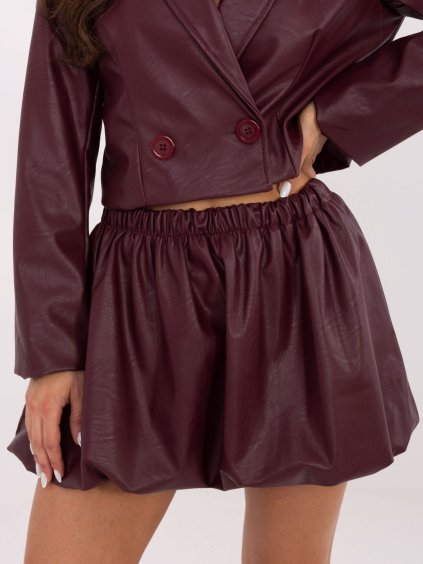 Bordová dámska koženková mini sukňa so všitými kraťasmi