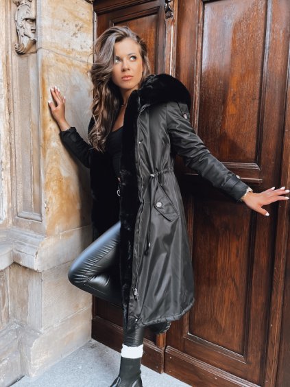 (Veľ. M) Čierna vyteplená parka HARPERSOFT