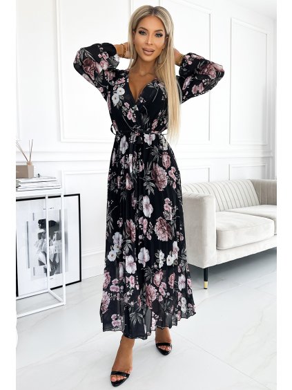 Čierne kvetované šaty s plisovanou sukňou