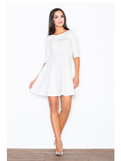 Smotanové šaty s 3/4 rukávmi