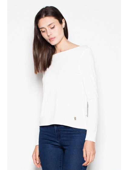 Smotanová blúzka s hlbokým výstrihom na chrbte