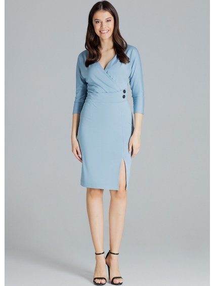 Priliehavé šaty s výstrihom