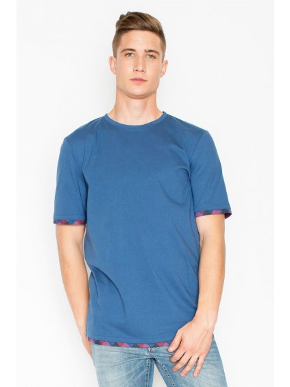 Modré bavlnené tričko s farebnými prvkami