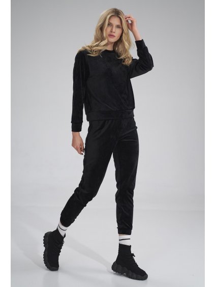 Čierne velúrové tepláky