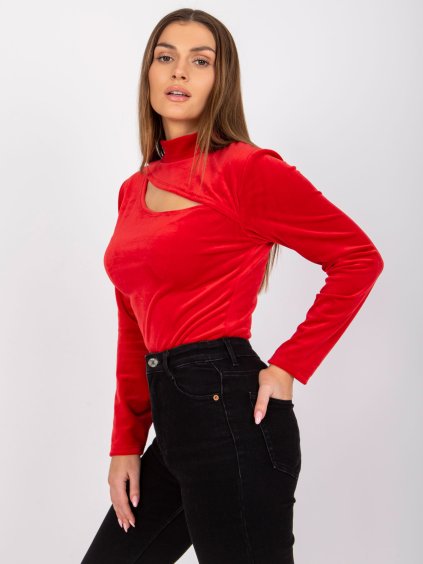 Červené dámske velúrové tričko s výstrihom