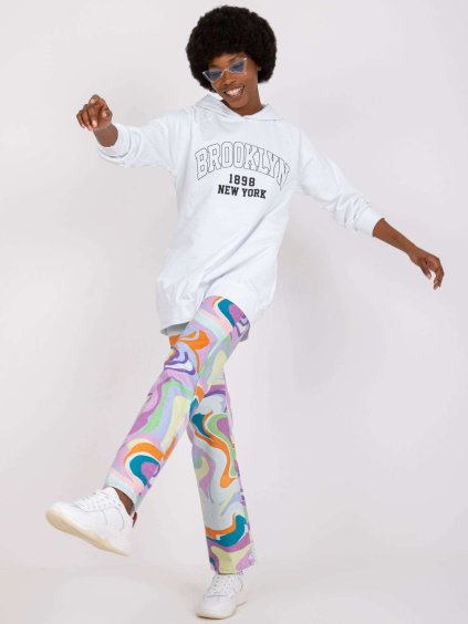 Biela mikina Roxane s kapucňou a nápisom "Brooklyn"