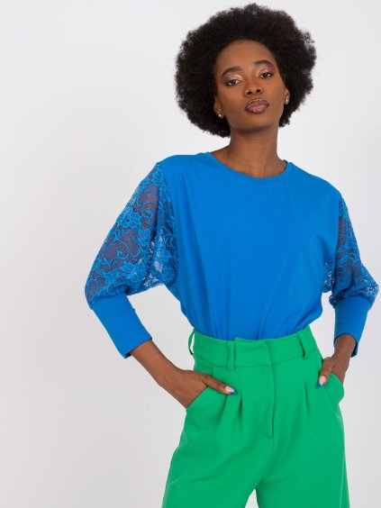Modré tričko s čipkovými rukávmi