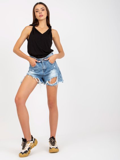 Čierne tielko s výstrihom do V