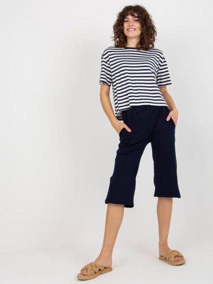 Tmavo modro-biela pruhovaná súprava nohavíc a trička