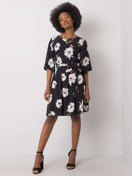 (Veľ. 38) Čierne dámske šaty s bielymi kvetmi