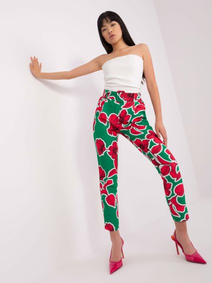 Zeleno-červené vzorované nohavice