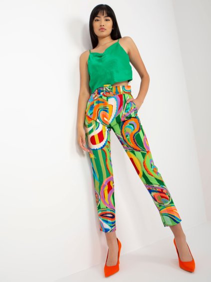 Zeleno-farebné vzorované nohavice