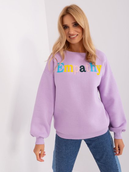 Svetlofialová mikina s nápisom