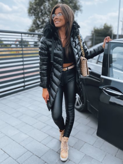 Čierna lesklá bunda s kožušinovou kapucňou JASMIN