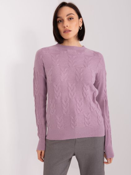 Fialový sveter s vrkôčikmi