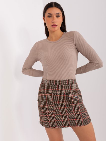 Čierno-červená károvaná mini sukňa s vreckami