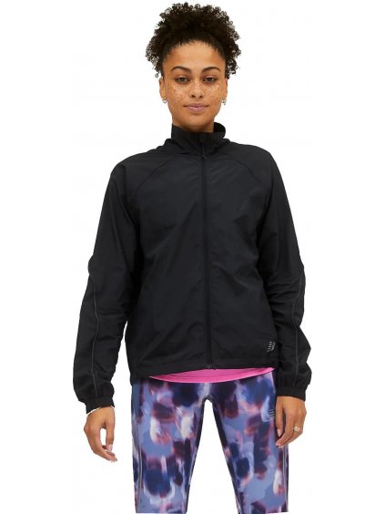 ČIERNA VETROVÁ BUNDA NEW BALANCE IMPACT RUN PACKABLE JACKET WJ21264BK