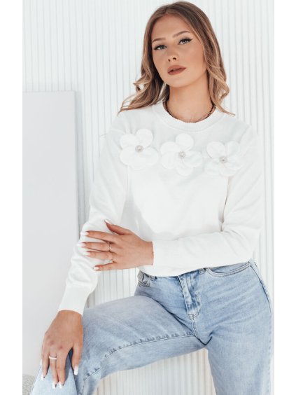Biely sveter s aplikáciou kvetov SOITE