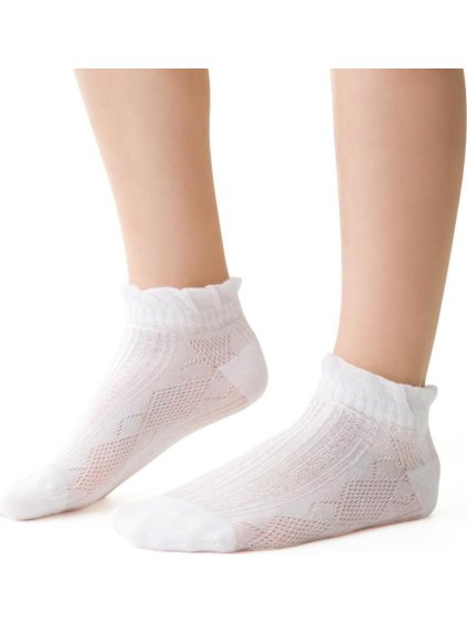 Biele členkové dievčenské ponožky so vzorom