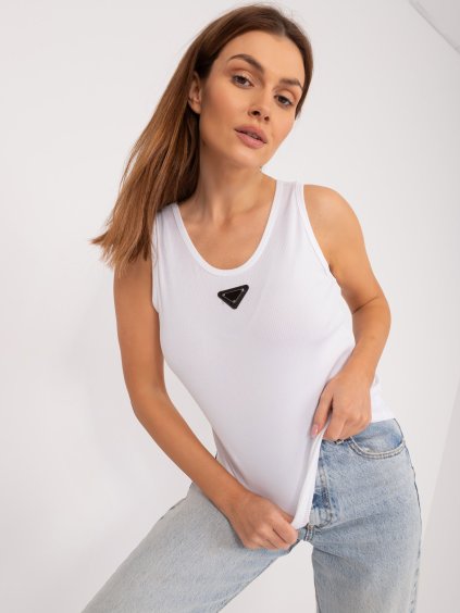 Biely rebrovaný basic top