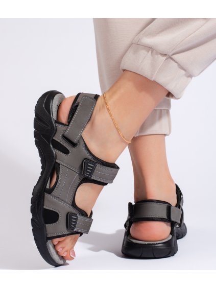 Športové sivé sandále