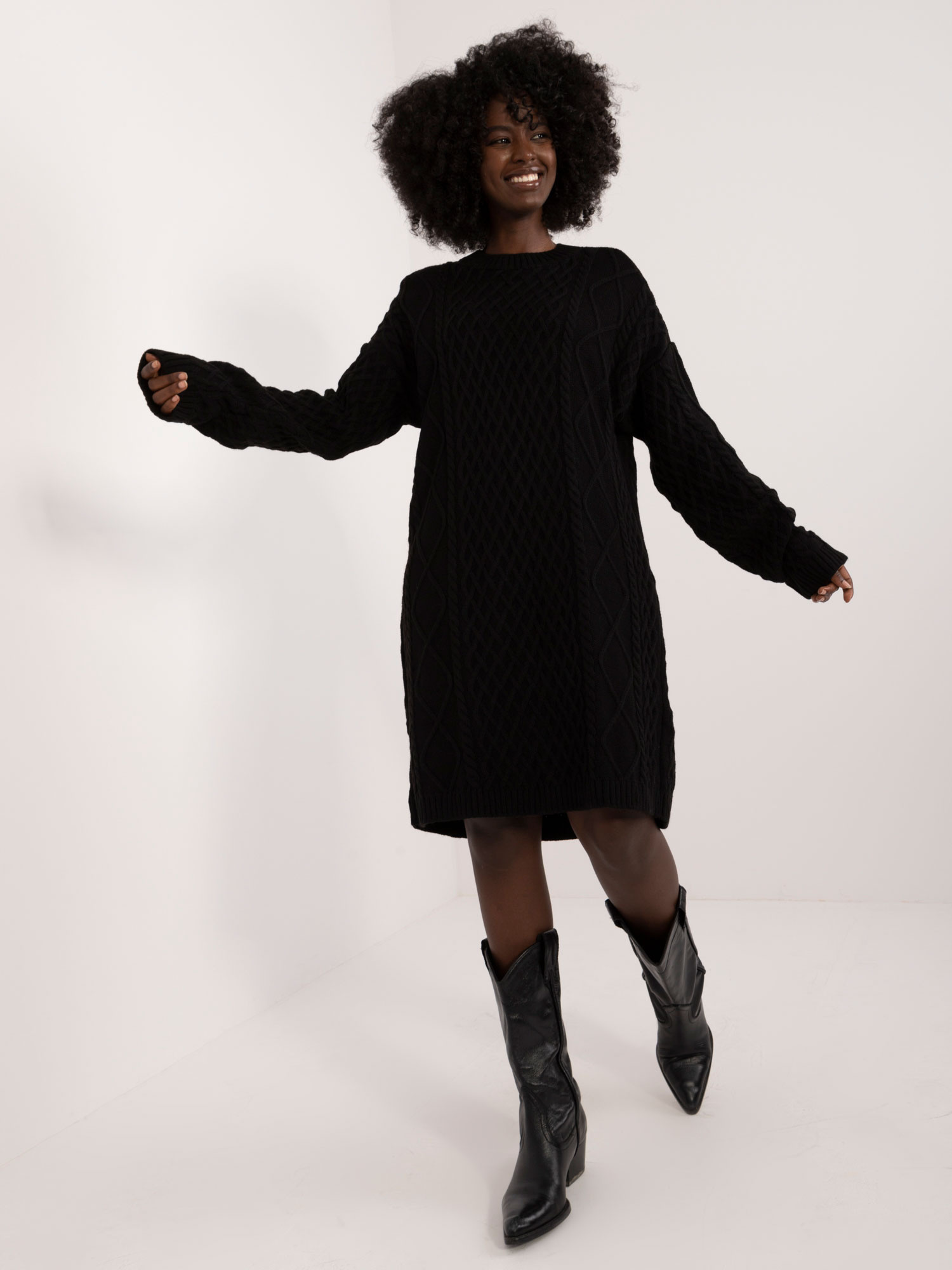 Čierne svetrové midi šaty BA-SK-0528.45-black Veľkosť: ONE SIZE