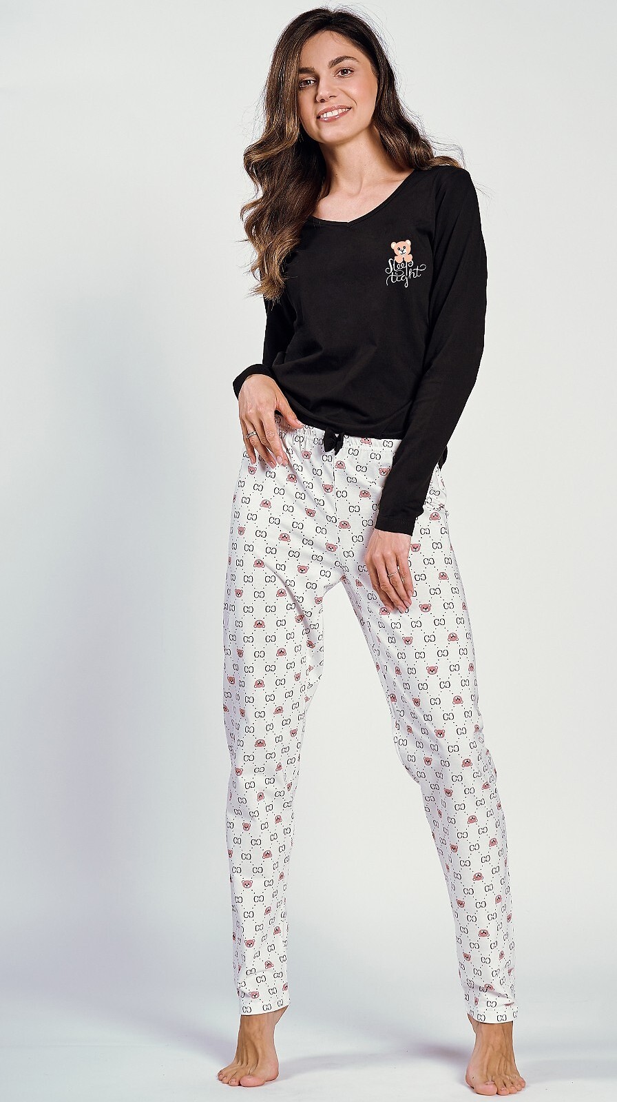 Dlhé pyžamo so vzorovanými nohavicami Taro Polly 3231 dł/r S-XL Z25 Veľkosť: XL, Barva: čierna