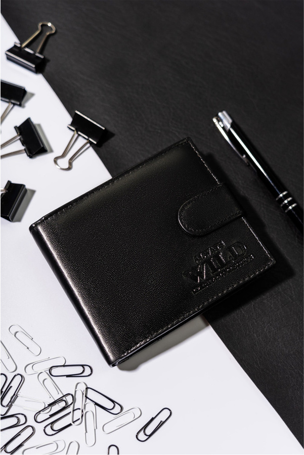 Always Wild čierna klasická pánska peňaženka na patentku A246 N992L-P-GTS Veľkosť: ONE SIZE