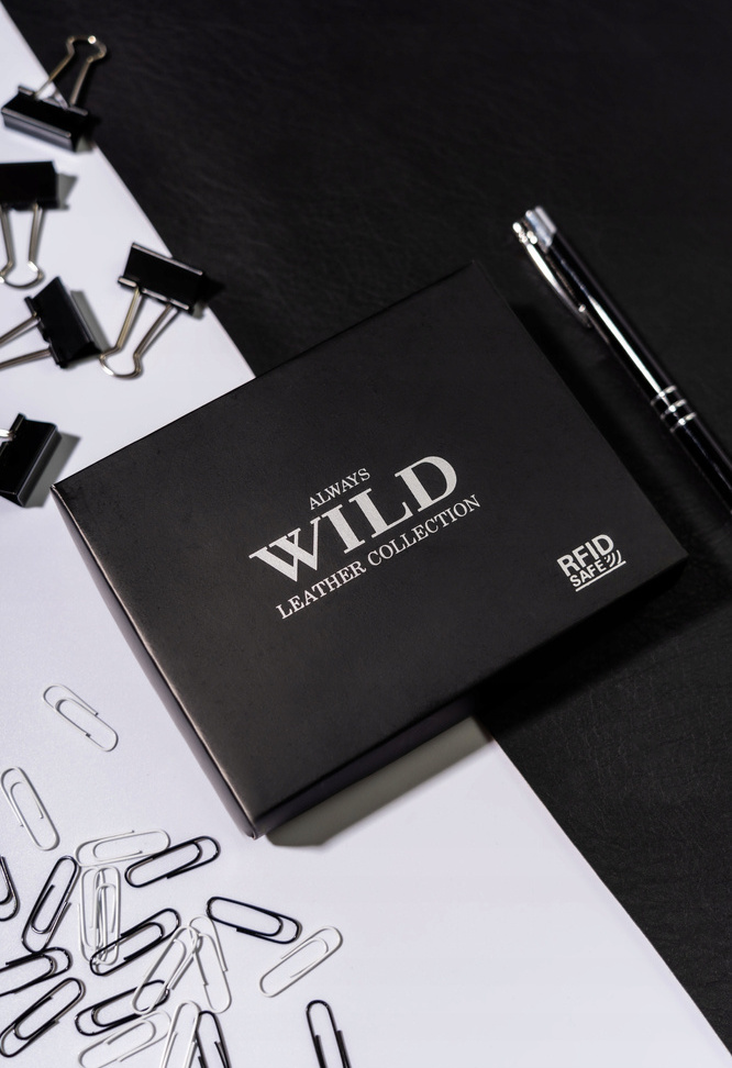 Always Wild čierna klasická pánska peňaženka na patentku A246 N992L-P-GTS Veľkosť: ONE SIZE