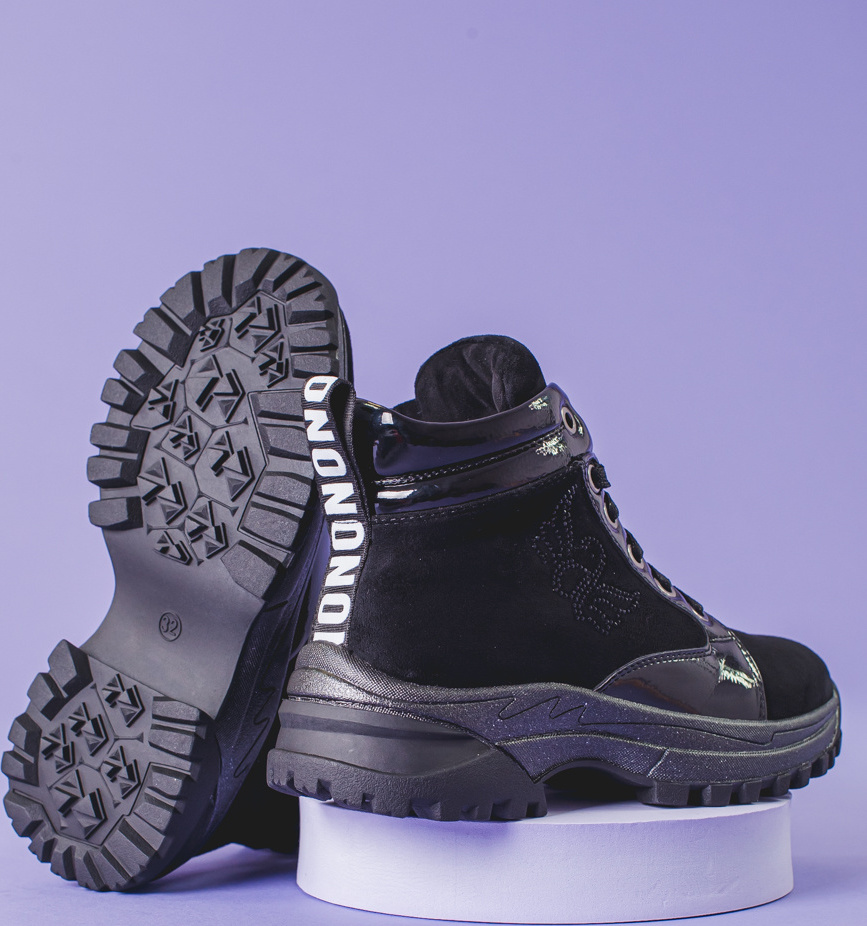 Dievčenské členkové topánky na silnej podrážke DD78B Veľkosť: 37