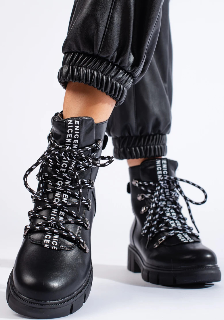 ČIERNE WORKERY NA PLATFORME HX22-16284B Veľkosť: 36