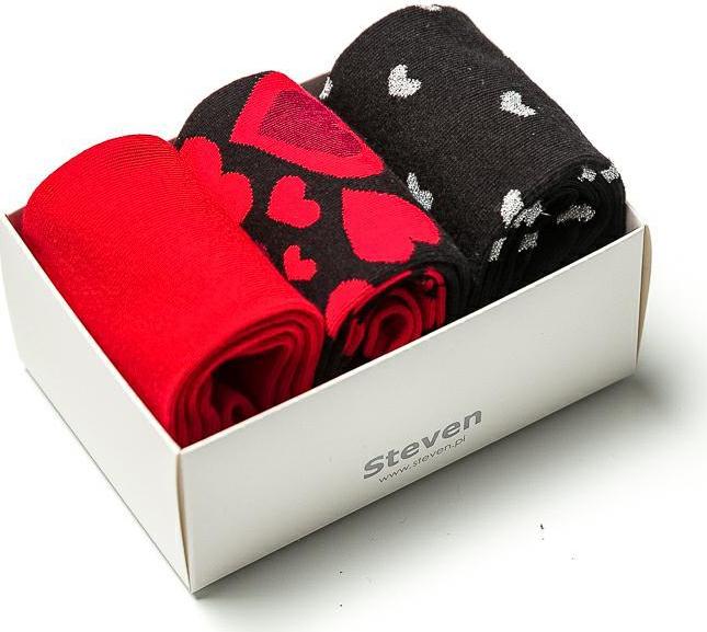 Čierno-červená valentínska sada dámskych ponožiek Art.133 BOX012, Veľkosť: 38/40