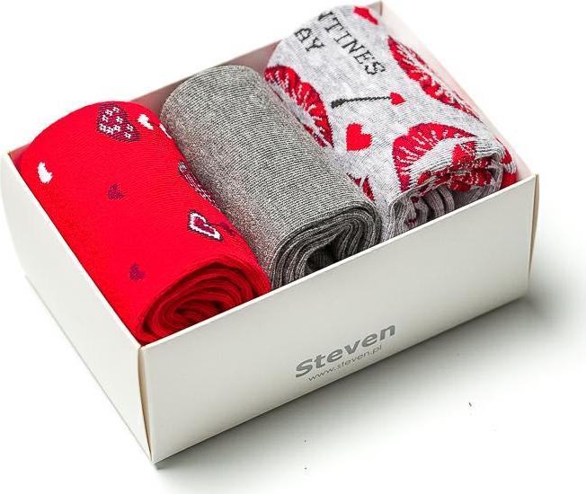 Šedo-červený dámsky box ponožiek Love - 3 páry Art.133 BOX010, Veľkosť: 35/37