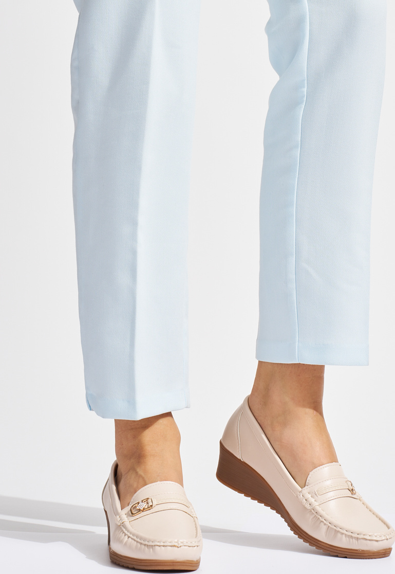 Béžové dámske mokasíny so sponou JU057BE Veľkosť: 37