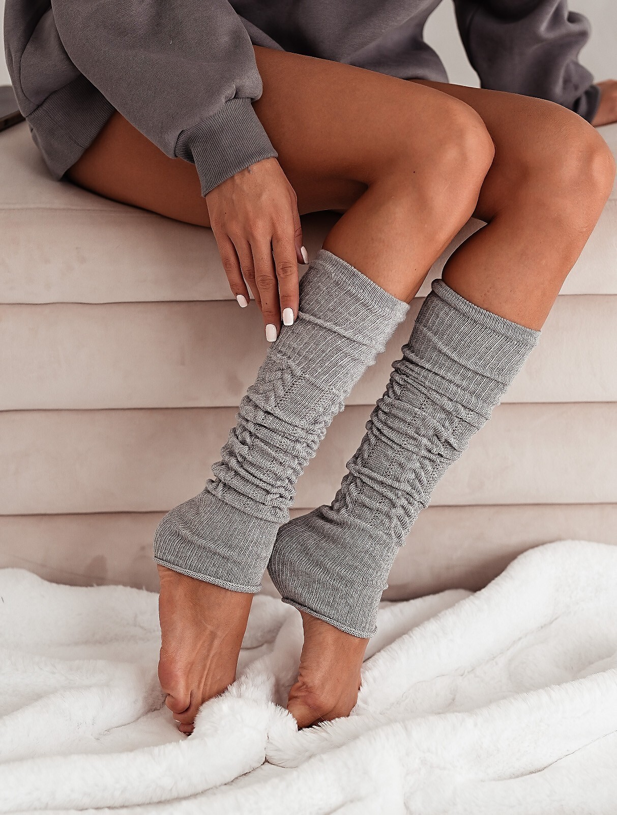 Pletené návleky Milena Calioppe 0705-001 Veľkosť: 37-41, Barva: sivá melanž