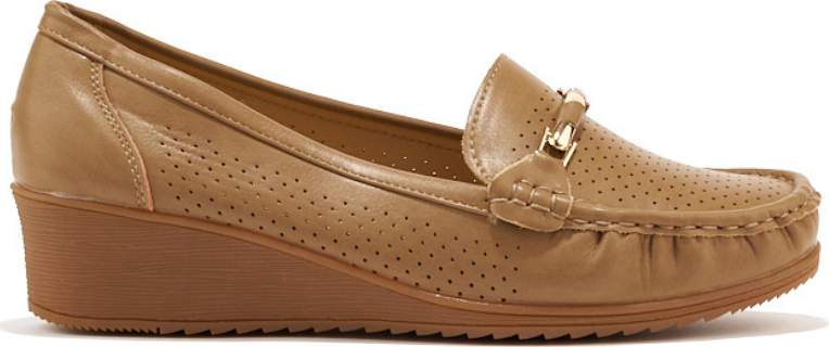 Svetlohnedé dierkované mokasíny na nízkom kline VRA-765TA Veľkosť: 36