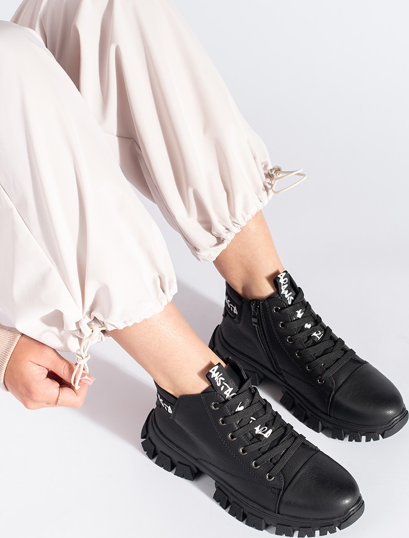 Dámske šnurovacie topánky Sergio Leone - čierne B742B-EKO Veľkosť: 36