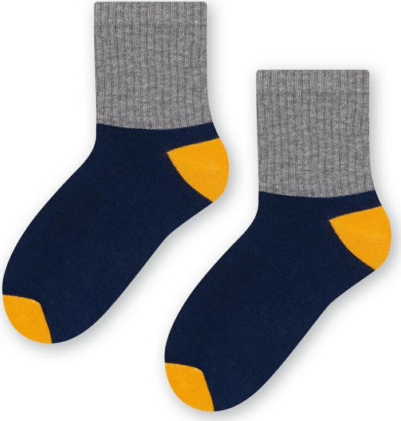 Tmavomodré chlapčenské ponožky Art. 014 CE388, NAVY BLUE Veľkosť: 26/28