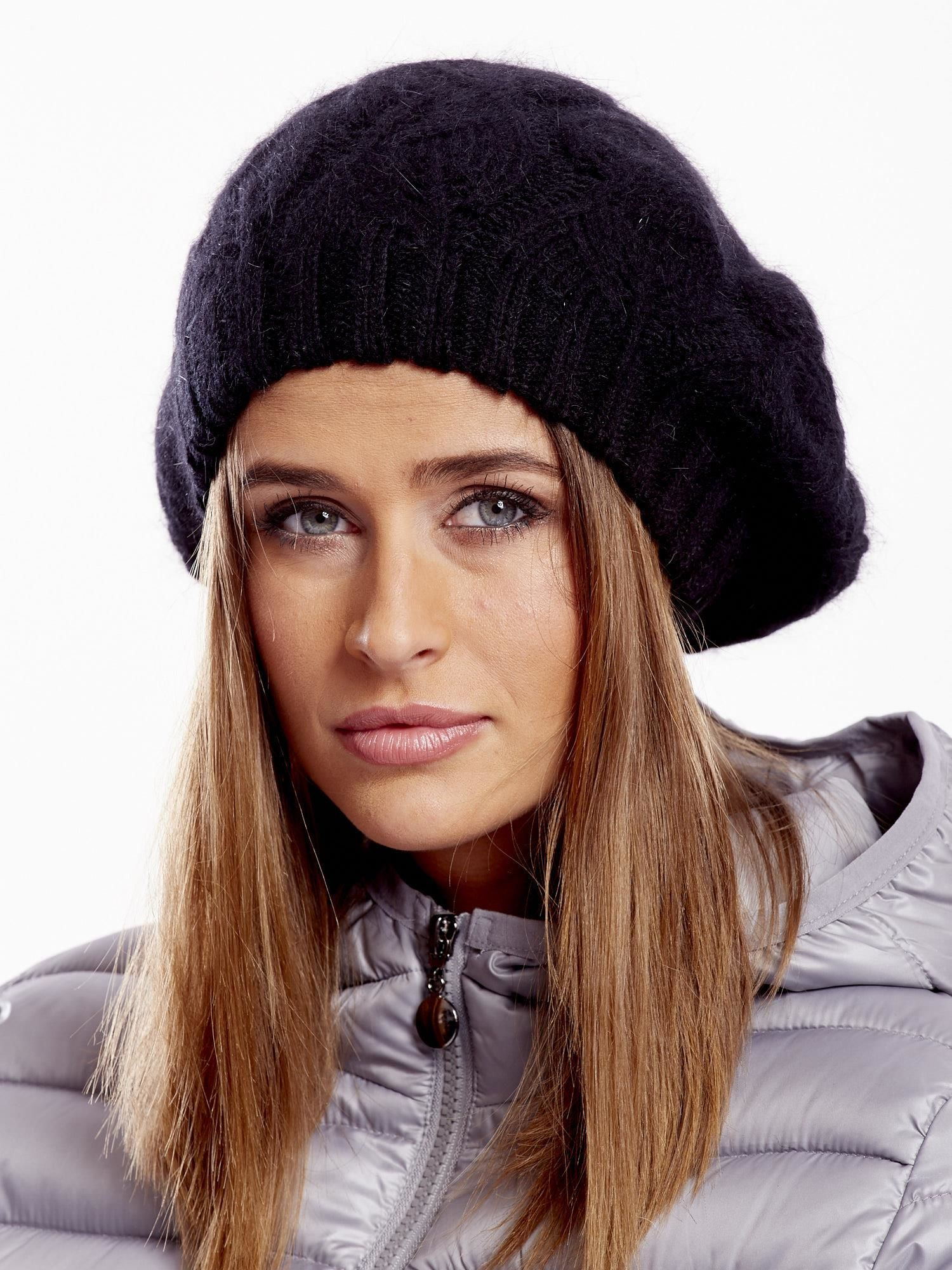 Dámska čiapka AT-CZ-H616.33-black Veľkosť: ONE SIZE